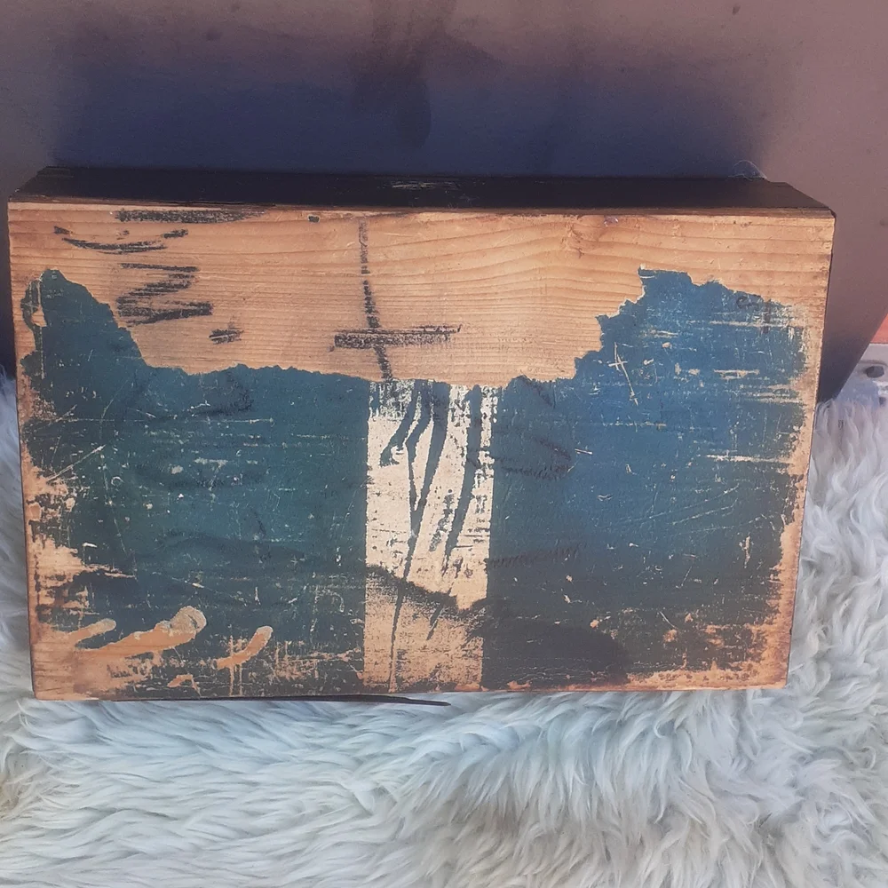 Vtg Wood Chest Antique MCM